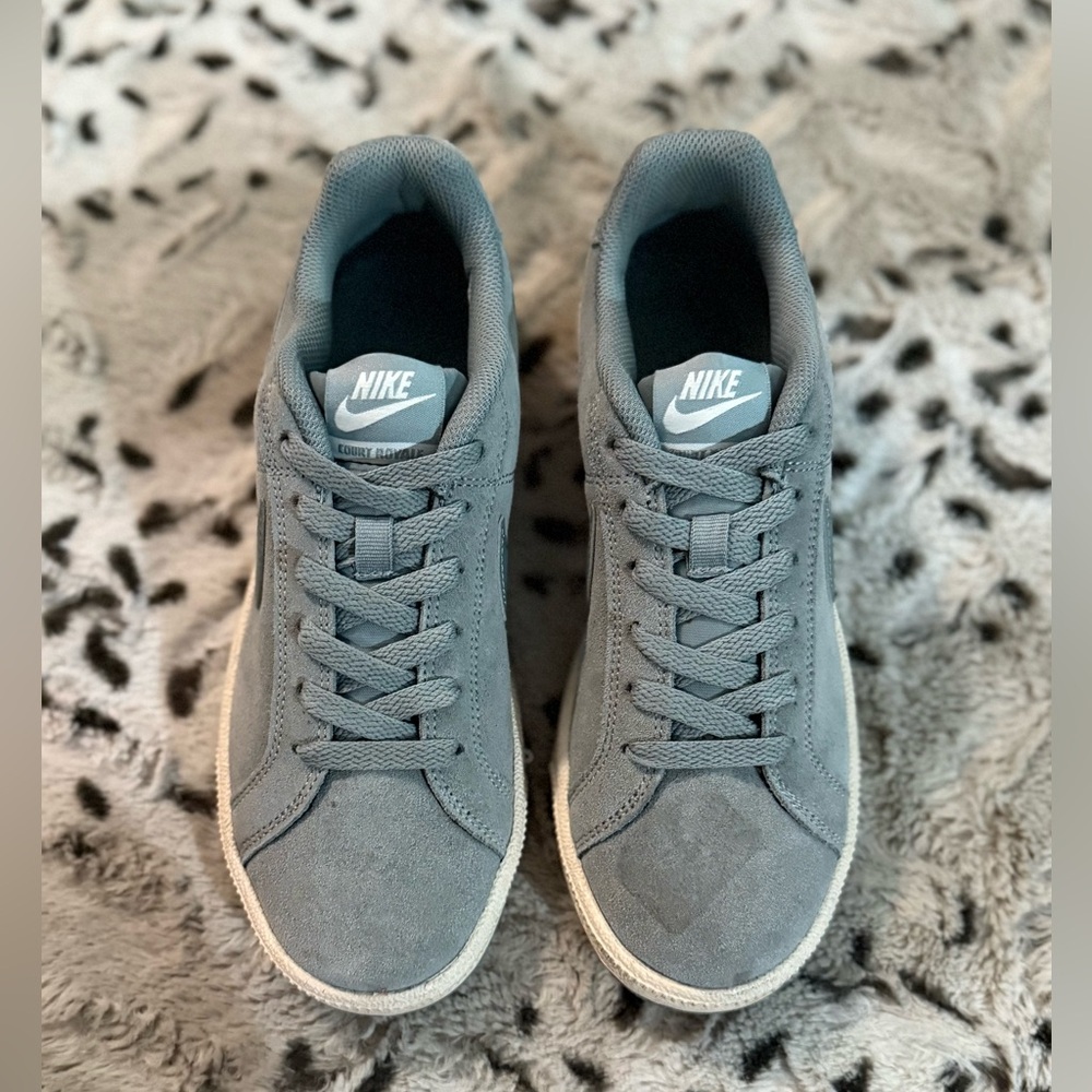 Nike Women’s Court Royale Suede Shoes - Picture 1 of 11